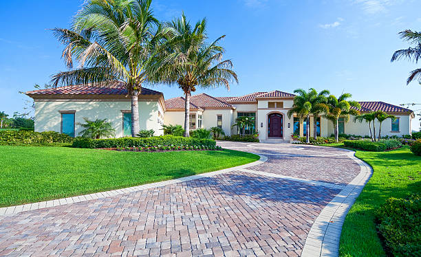 Best Professional Driveway Pavers  in Brambleton, VA